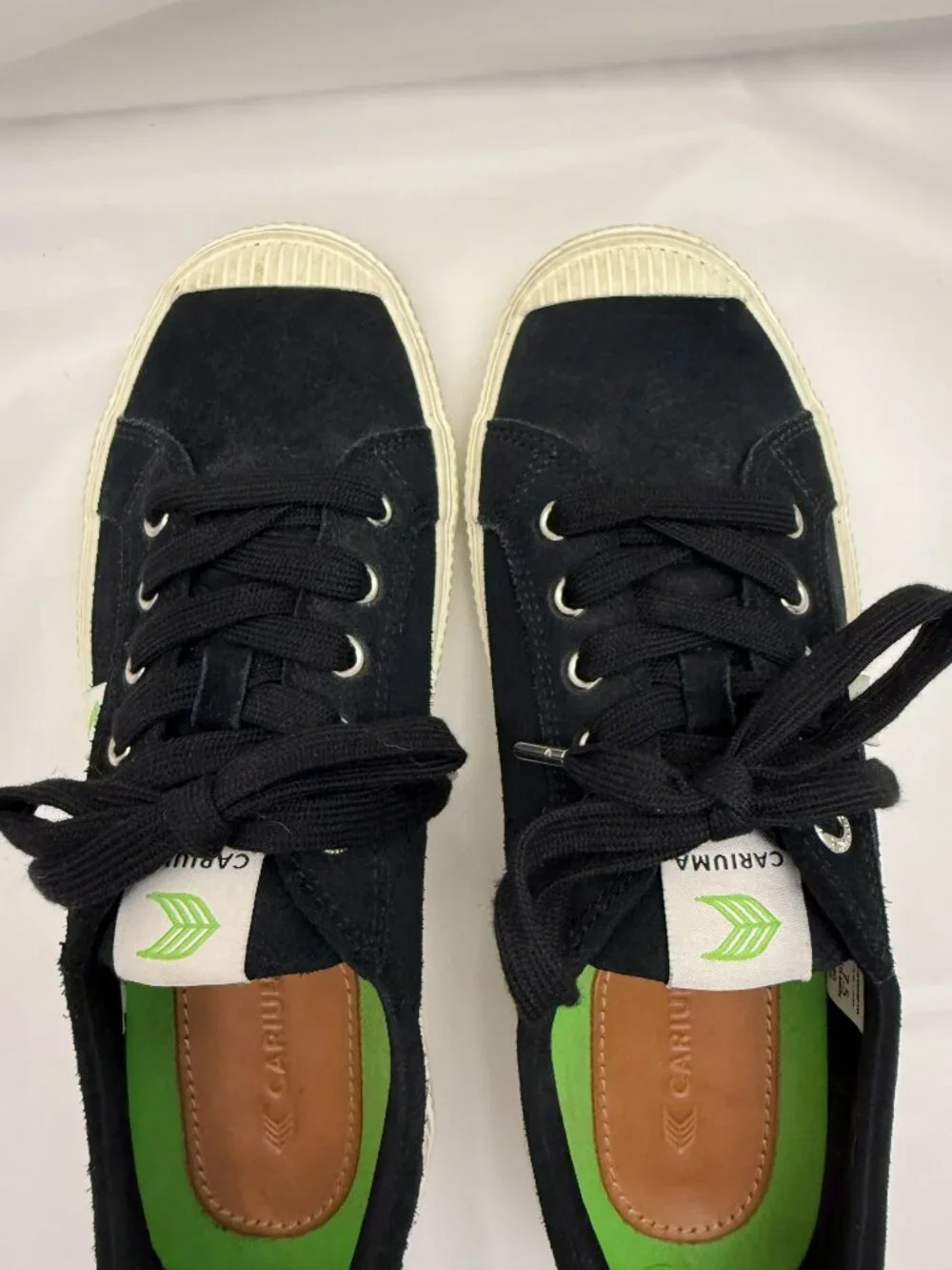 Cariuma Black Suede OCA Low Lace Up Sneakers Size 9